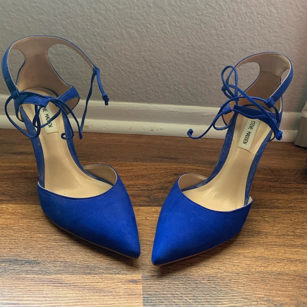 Royal blue Steve Madden heels in great condition